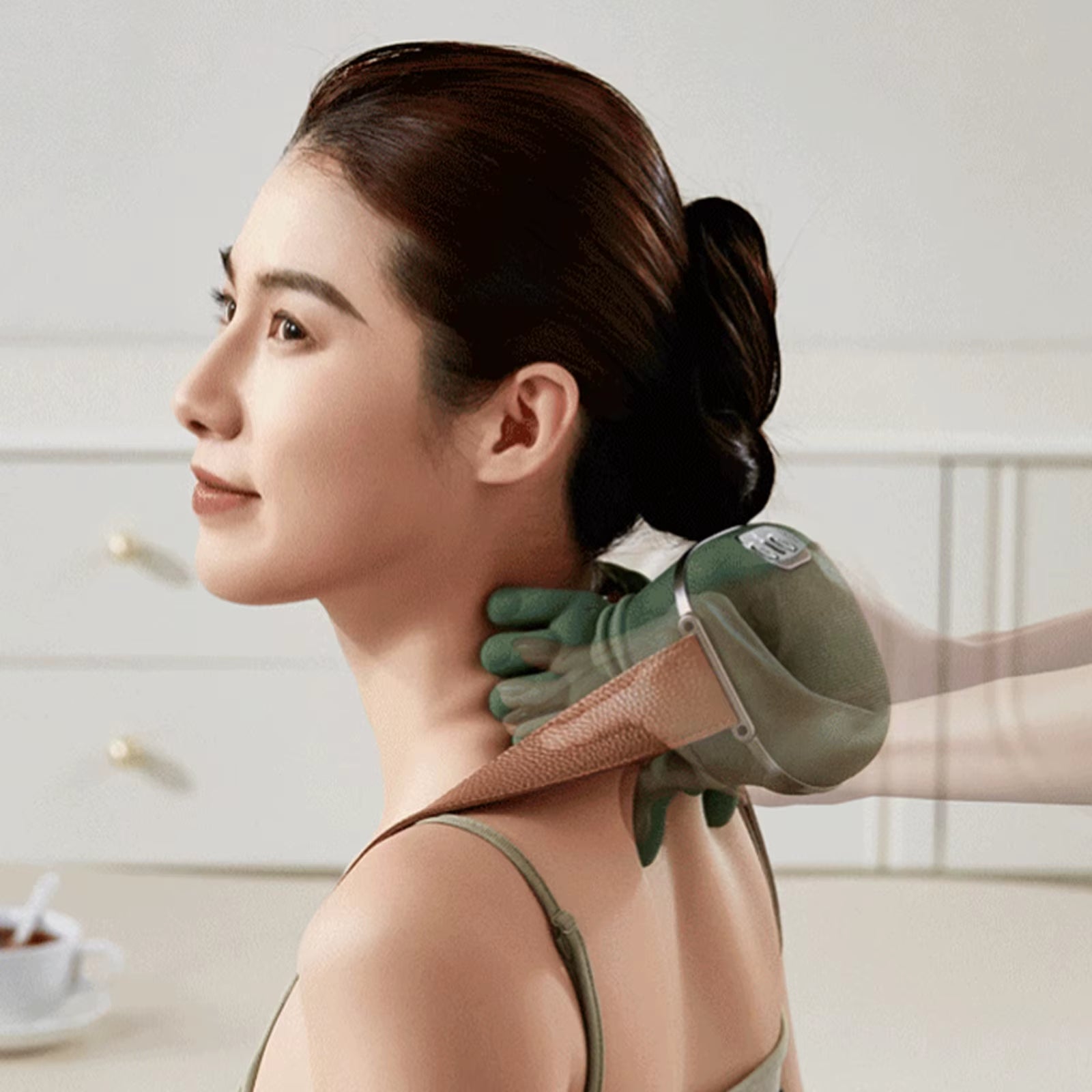 Cervical Massager Deep Tissue Shiatsu Electric Massager Rechargeable Kneading Massager Gifts for Mom Dad Men Women Her Him